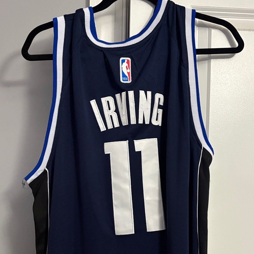 Kyrie Irving Dallas Mavericks Navy Basketball Jersey with White Accents Size 52